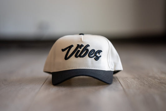 Vibes Signature Hat | Cream
